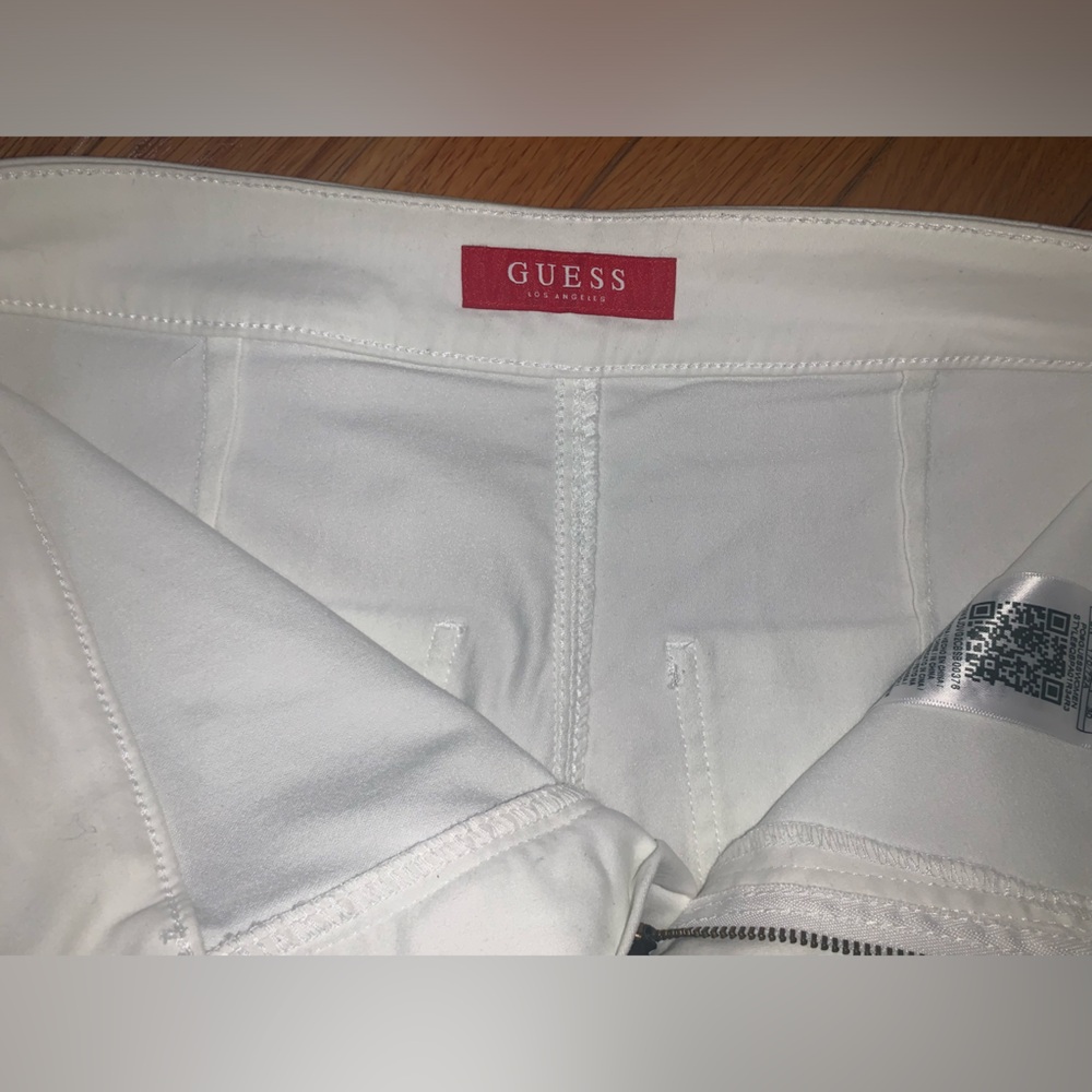 Guess Los Angeles White Cigarette Pants - 28 - Mint Condition - wore once - Picture 7 of 7
